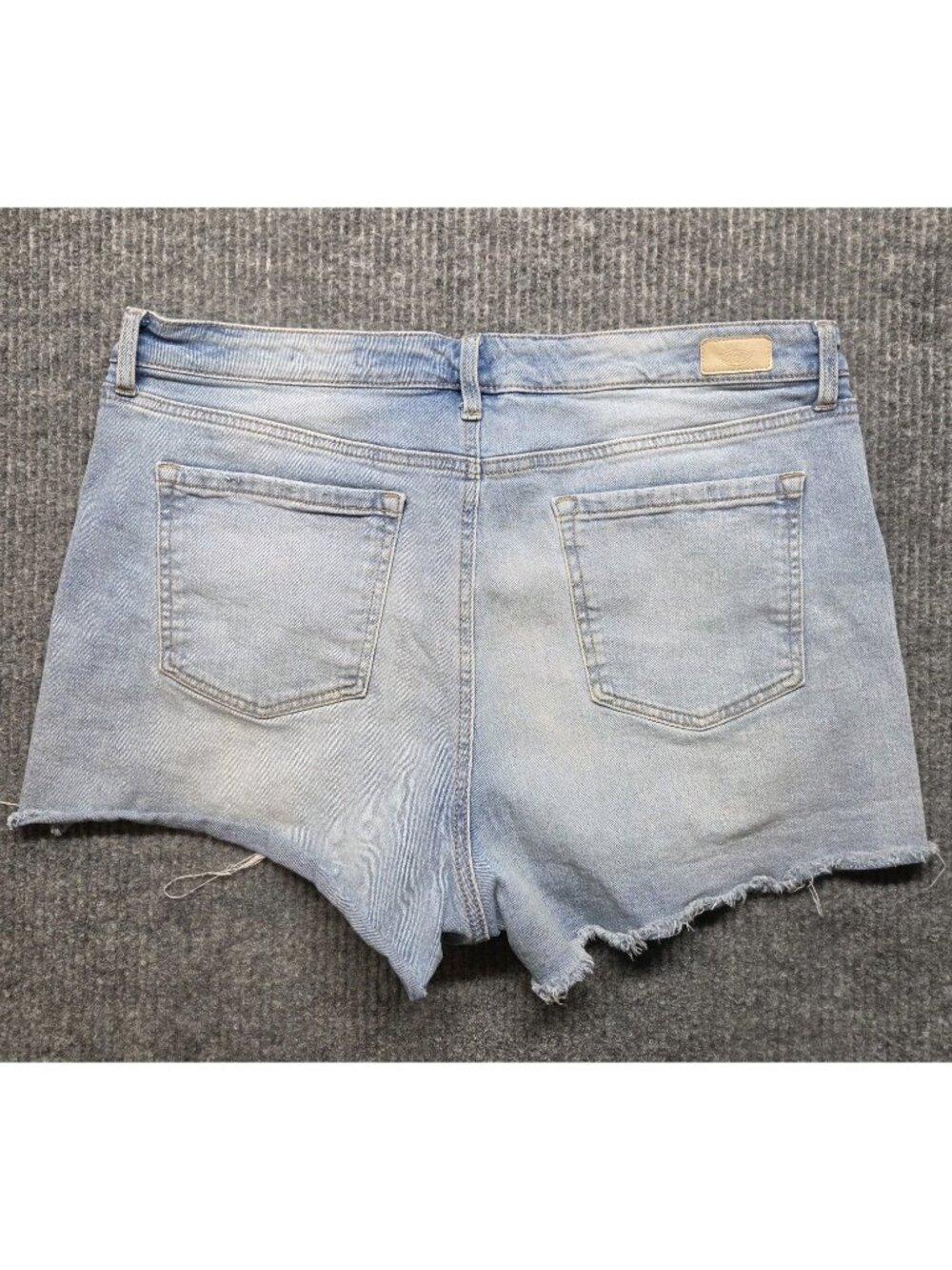 SOFIA Vergara Jeans Chi Short Denim Shorts Women's 16 Blue Cut-Off  Distressed - Picture 16 of 16